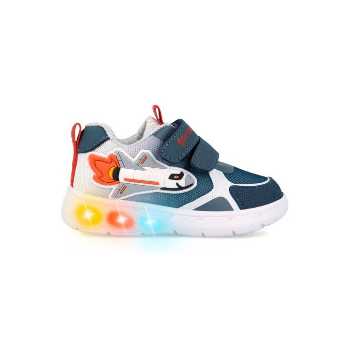 TRAMPKI ZE ŚWIATEŁKAMI GARVALIN SAMOLOT AZUL